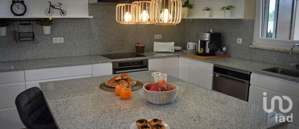 Gîte T3 à Tornada e Salir do Porto de 130 m²