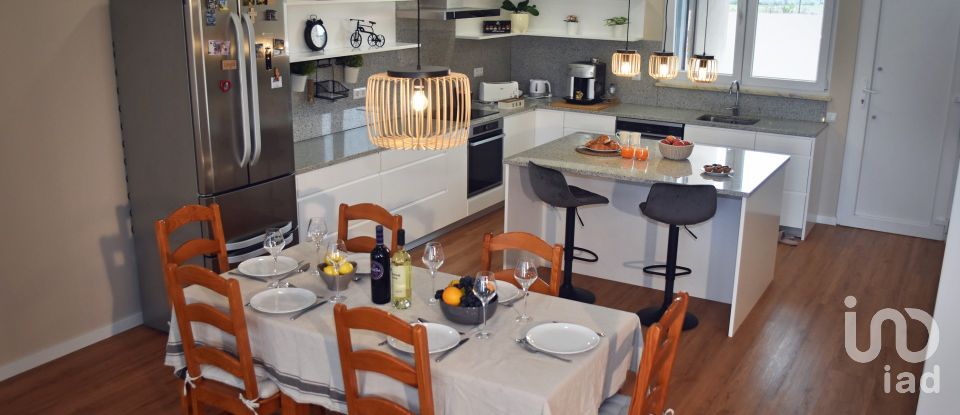 Gîte T3 à Tornada e Salir do Porto de 130 m²