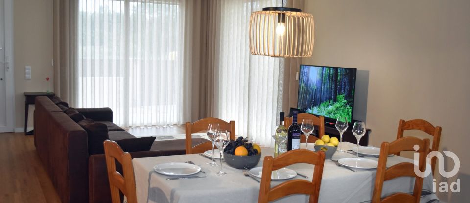 Gîte T3 à Tornada e Salir do Porto de 130 m²