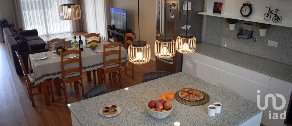 Gîte T3 à Tornada e Salir do Porto de 130 m²