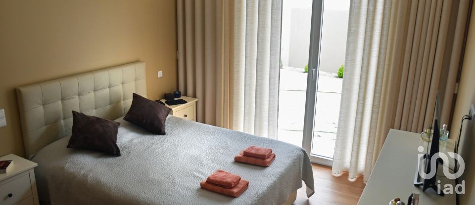 Gîte T3 à Tornada e Salir do Porto de 130 m²