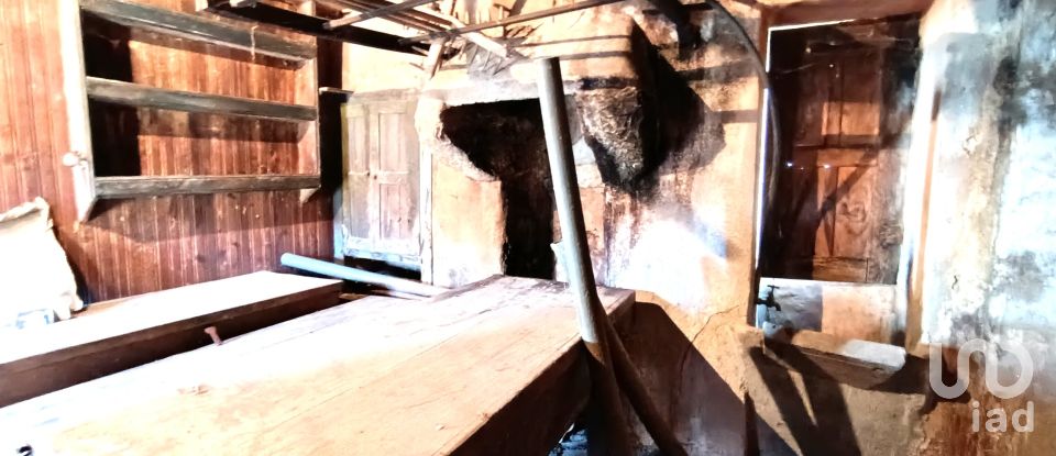 Casa de Campo T0 em Castro Laboreiro e Lamas de Mouro de 96 m²