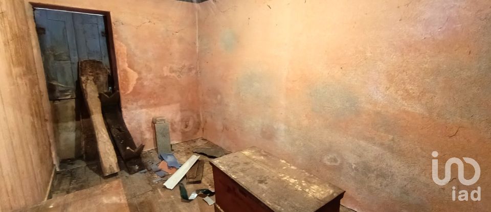 Casa de Campo T0 em Castro Laboreiro e Lamas de Mouro de 96 m²