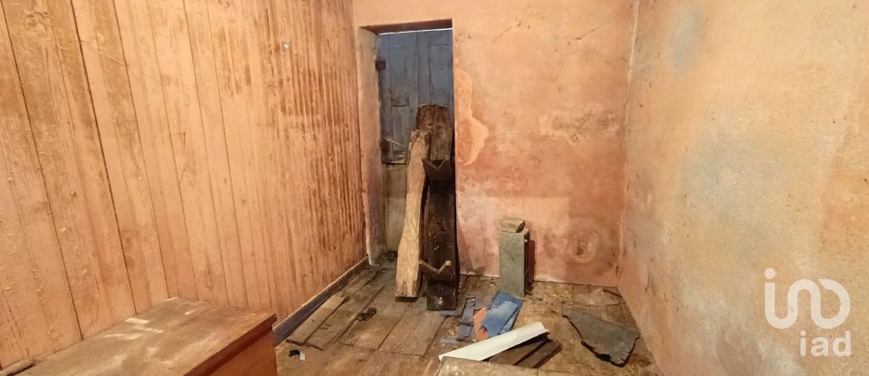 Casa de Campo T0 em Castro Laboreiro e Lamas de Mouro de 96 m²