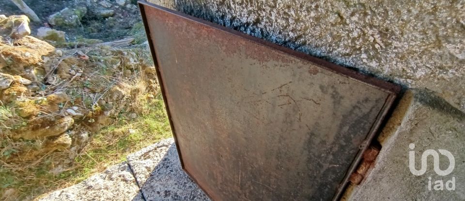 Casa de Campo T0 em Castro Laboreiro e Lamas de Mouro de 96 m²