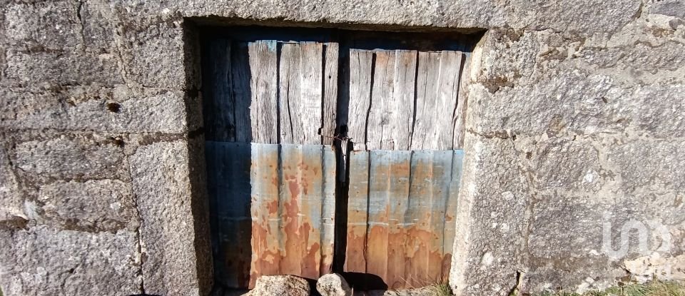 Casa de Campo T0 em Castro Laboreiro e Lamas de Mouro de 96 m²