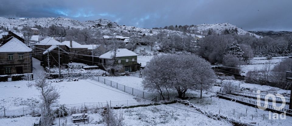 Casa de Campo T0 em Castro Laboreiro e Lamas de Mouro de 96 m²