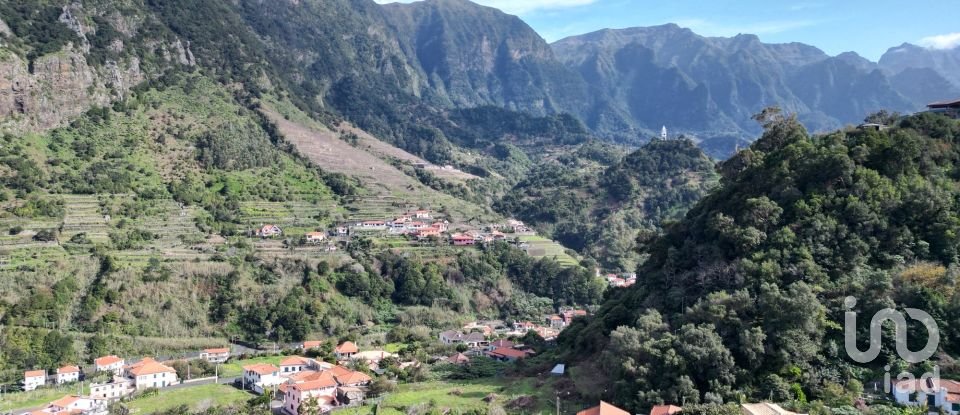 Land in São Vicente of 1,650 m²