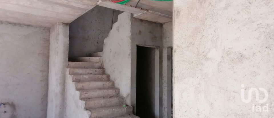 Moradia T4 em Sesimbra (Castelo) de 180 m²