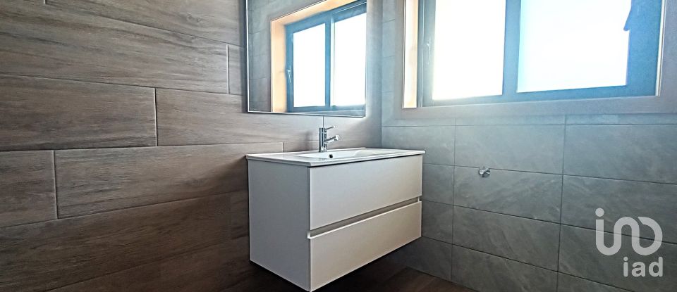 House T3 in Aguiã of 208 m²