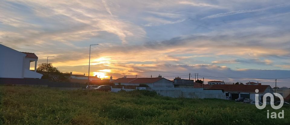 Terreno em Sesimbra (Castelo) de 1 049 m²