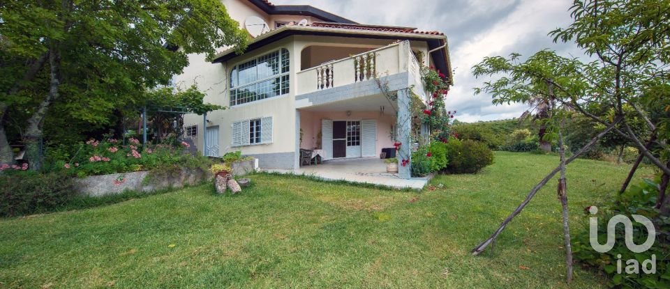 Farm T6 in Candosa of 334 m²