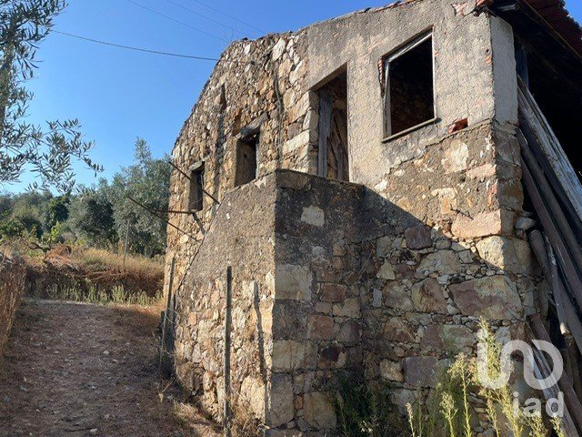 Maison T2 à Arega de 84 m²