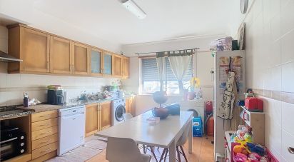 Apartment T2 in Nossa Senhora da Conceição e São Bartolomeu of 98 m²