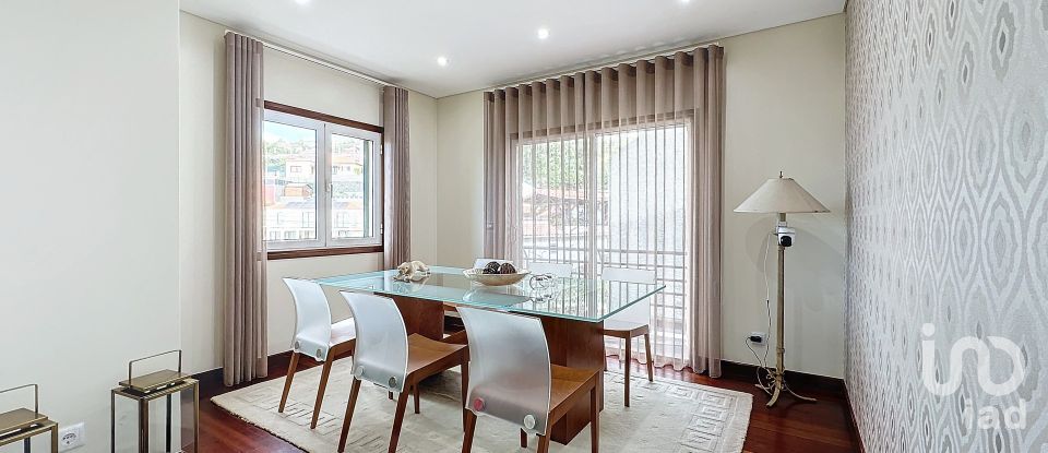 House T4 in São roque of 200 m²