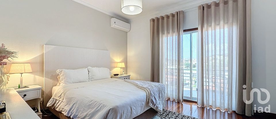 House T4 in São roque of 200 m²