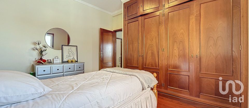 House T4 in São roque of 200 m²