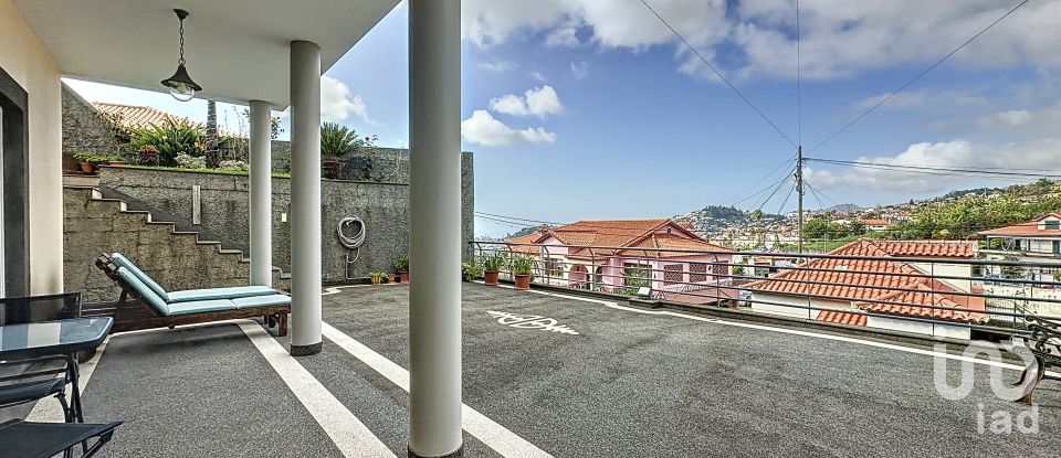 House T4 in São roque of 200 m²