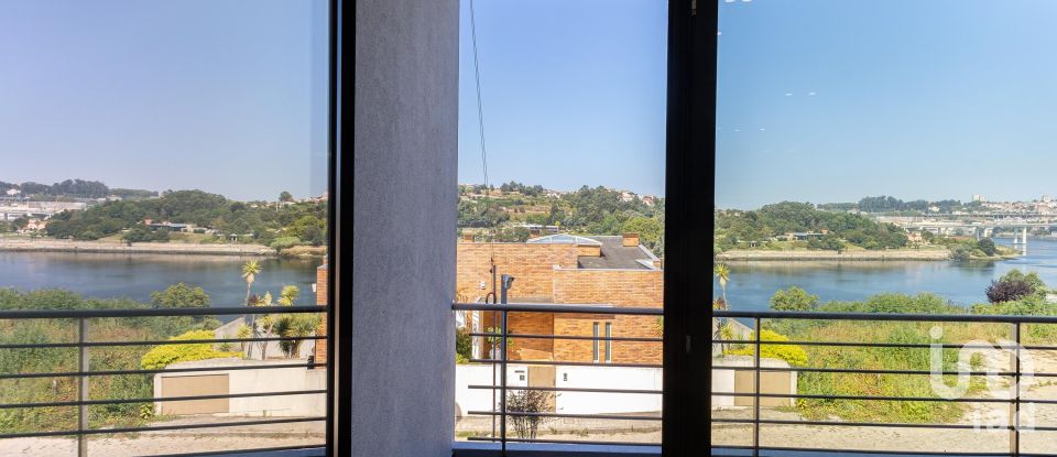 Maison T6 à Gondomar (São Cosme), Valbom e Jovim de 315 m²