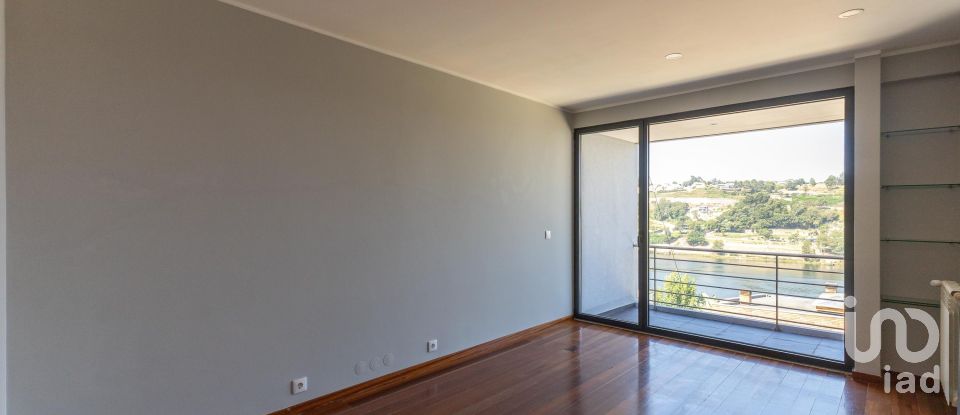 Maison T6 à Gondomar (São Cosme), Valbom e Jovim de 315 m²