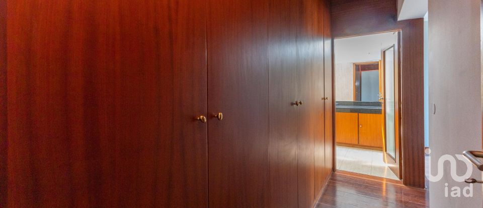 Maison T6 à Gondomar (São Cosme), Valbom e Jovim de 315 m²