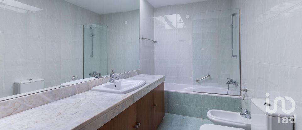 Maison T6 à Gondomar (São Cosme), Valbom e Jovim de 315 m²