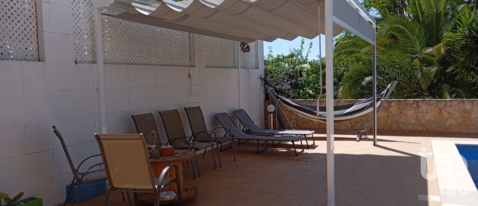 Mansion T3 in Mexilhoeira Grande of 315 m²