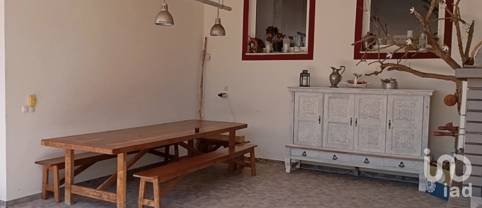 Mansion T3 in Mexilhoeira Grande of 315 m²