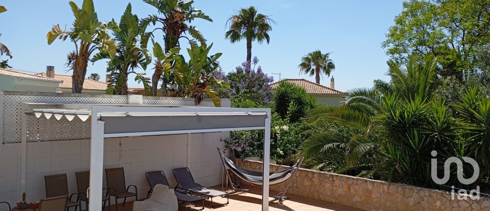 Mansion T3 in Mexilhoeira Grande of 315 m²