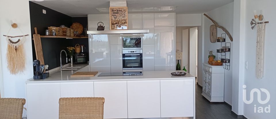 Mansion T3 in Mexilhoeira Grande of 315 m²