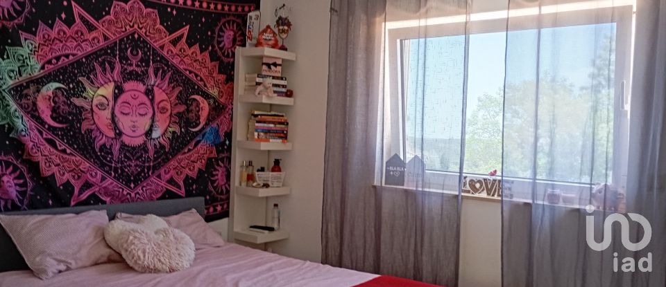 Mansion T3 in Mexilhoeira Grande of 315 m²