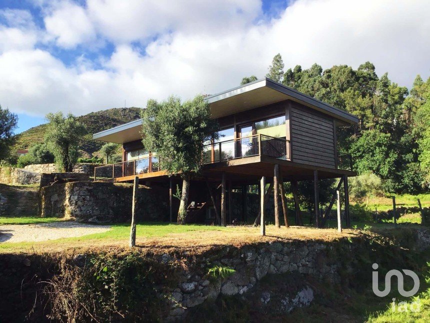 Casa de aldeia T2 em Gondoriz de 116 m²