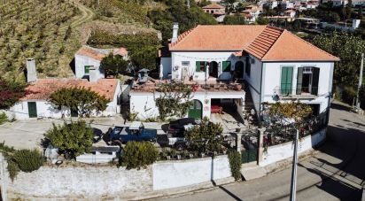 Ferme T6 à Galafura e Covelinhas de 679 m²