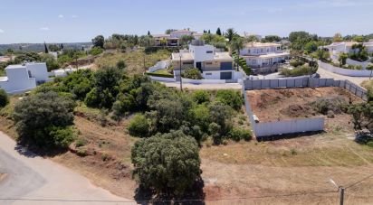 Maison T0 à Mexilhoeira Grande de 255 m²