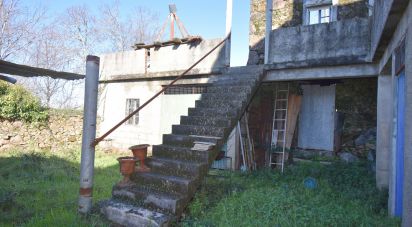 Maison de village T0 à Espinhal de 216 m²