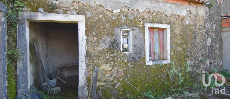 Maison de village T0 à Espinhal de 216 m²