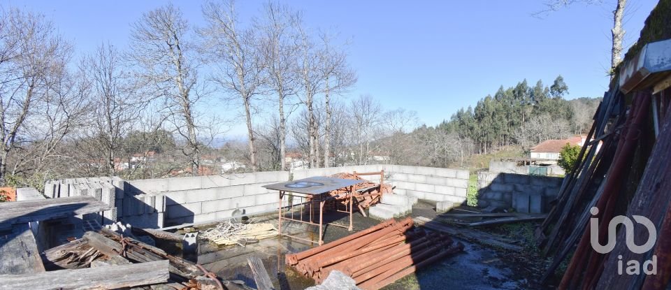 Maison de village T0 à Espinhal de 216 m²