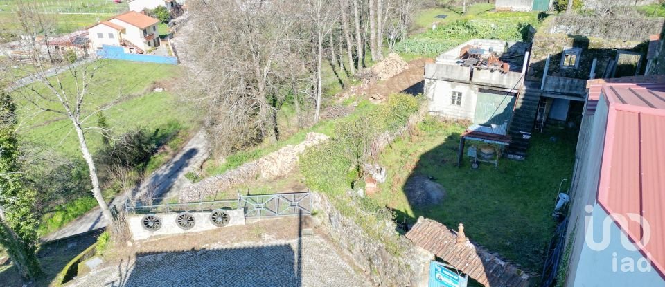 Maison de village T0 à Espinhal de 216 m²