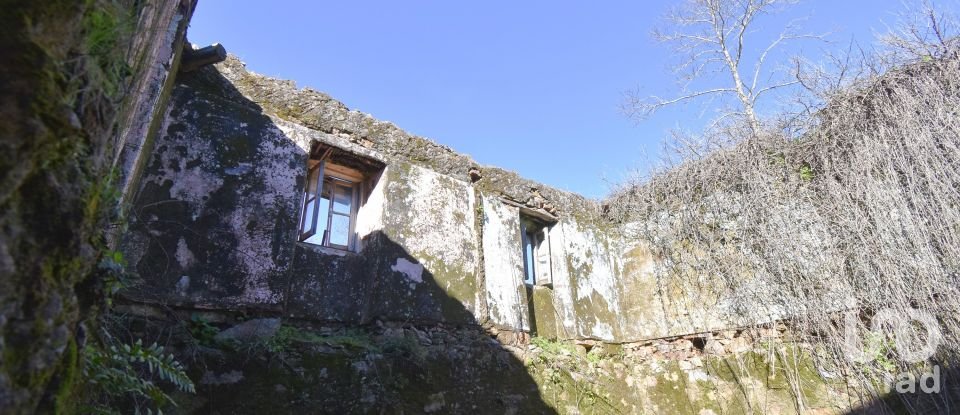 Maison de village T0 à Espinhal de 216 m²