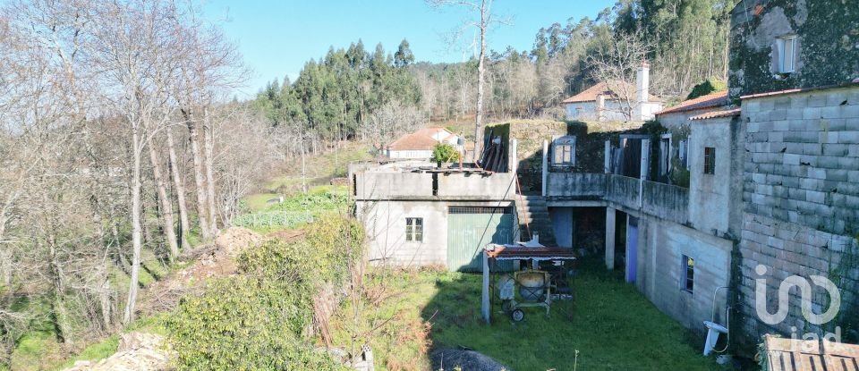 Maison de village T0 à Espinhal de 216 m²