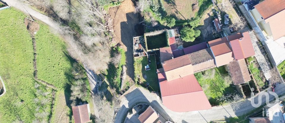 Maison de village T0 à Espinhal de 216 m²