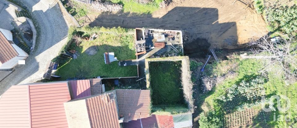 Maison de village T0 à Espinhal de 216 m²