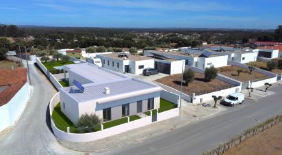 House T3 in São Sebastião of 189 m²