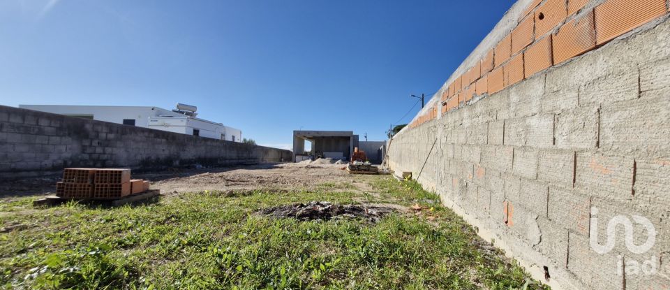 Moradia T3 em São Sebastião de 189 m²