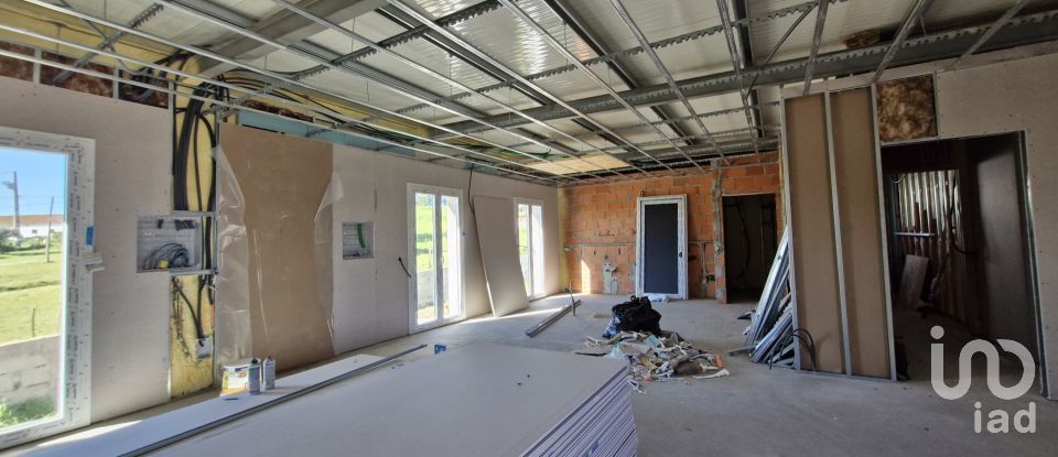 Moradia T3 em São Sebastião de 189 m²