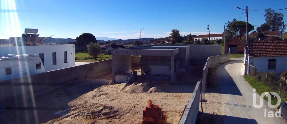 Moradia T3 em São Sebastião de 189 m²