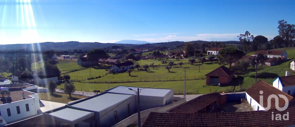 Moradia T3 em São Sebastião de 189 m²