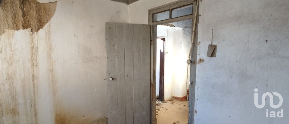 Moradia T2 em Arrouquelas de 400 m²