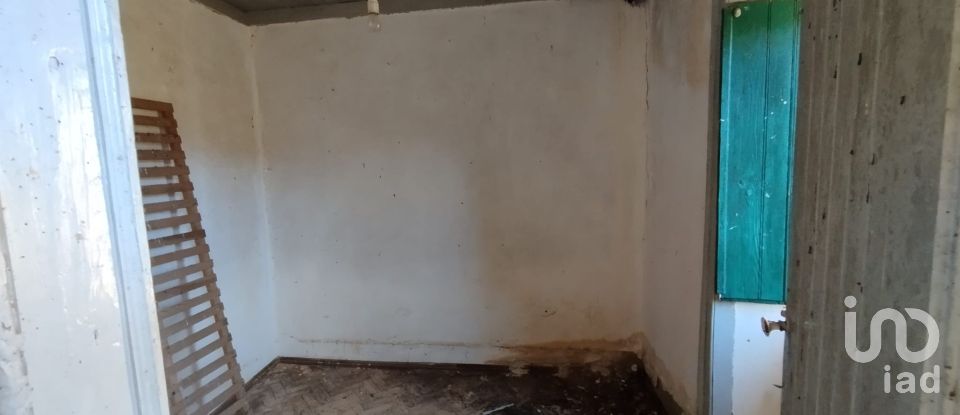 Moradia T2 em Arrouquelas de 400 m²