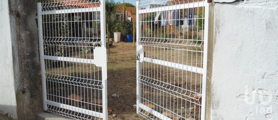 Moradia T2 em Arrouquelas de 400 m²